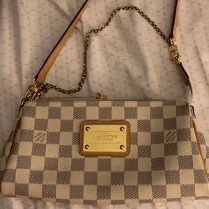 Louis Vuitton Eva clutch Crossbody